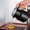 Dễ cầm nắm và rót