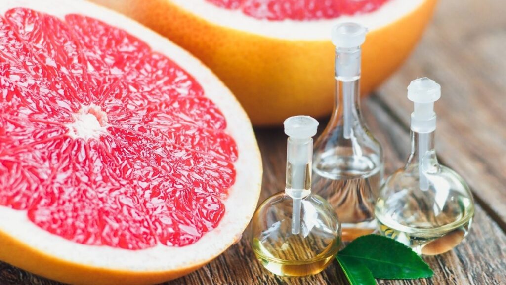 Cách làm tinh dầu bưởi trị rụng tóc