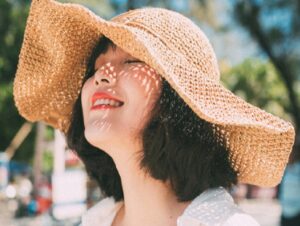1 Trong những cách chăm dưỡng tóc để mái tóc suôn mượt tự nhiên