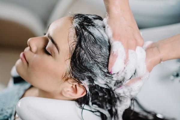 dầu gội cho tóc uốn