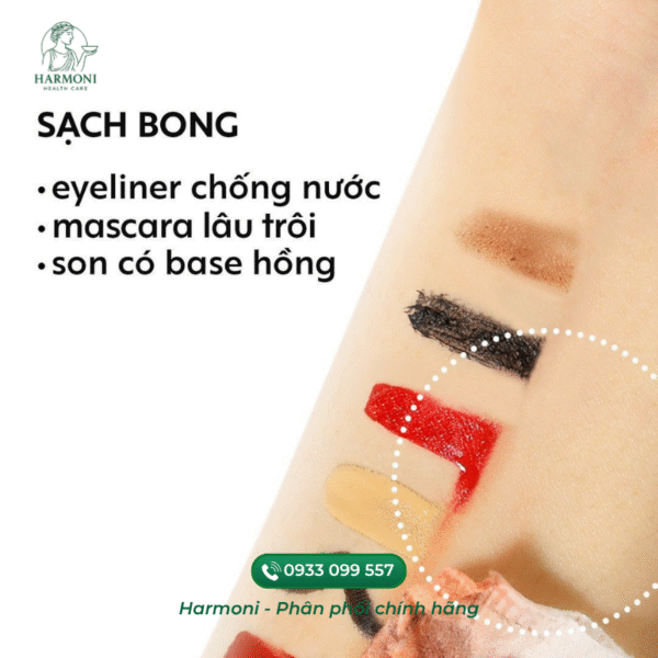 Sản phẩm Nước tẩy trang hoa hồng Cocoon làm sạch lớp trang điểm, bụi bẩn và bã nhờn hiệu quả