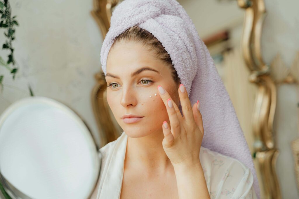 Bí kíp phục hồi da sau make-up & nắng gắt